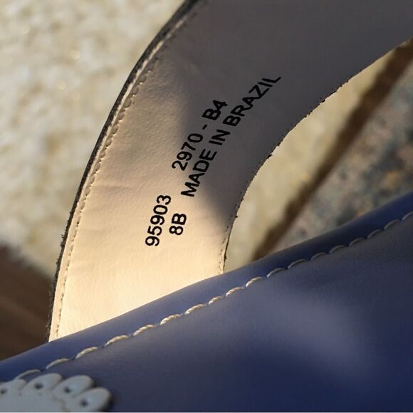 Lands End Blue & White Dressy Flip Flop Sandals - Picture 5 of 9